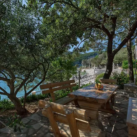 House Sea Rose Holiday home Zastrazisce