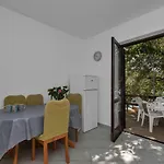 Nyaraló House Sea Rose Zastražišće